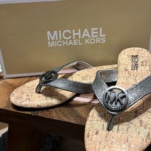 NWT Michael Kors Demi Macie sandal